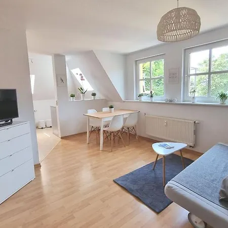 2 Room Apt At It-District Neustadt & Free Parking Dresden Exterior photo